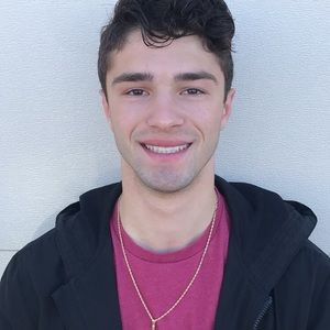 Meet your Posher, Alex